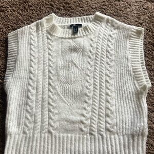F21 White Vest